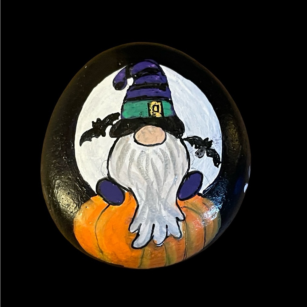 Hand crafted painted Halloween gnome rock white moon orange pumpkin black bats - Picture 14 of 15